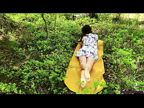 ❤️ Un inconnu sur Tinder masturbe ma chatte et baise passionnément dans les bois ❤️ Vidéo de baise at us ❌